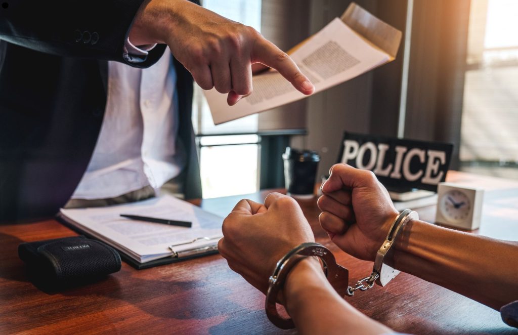 ¿De qué se encarga el derecho penal?